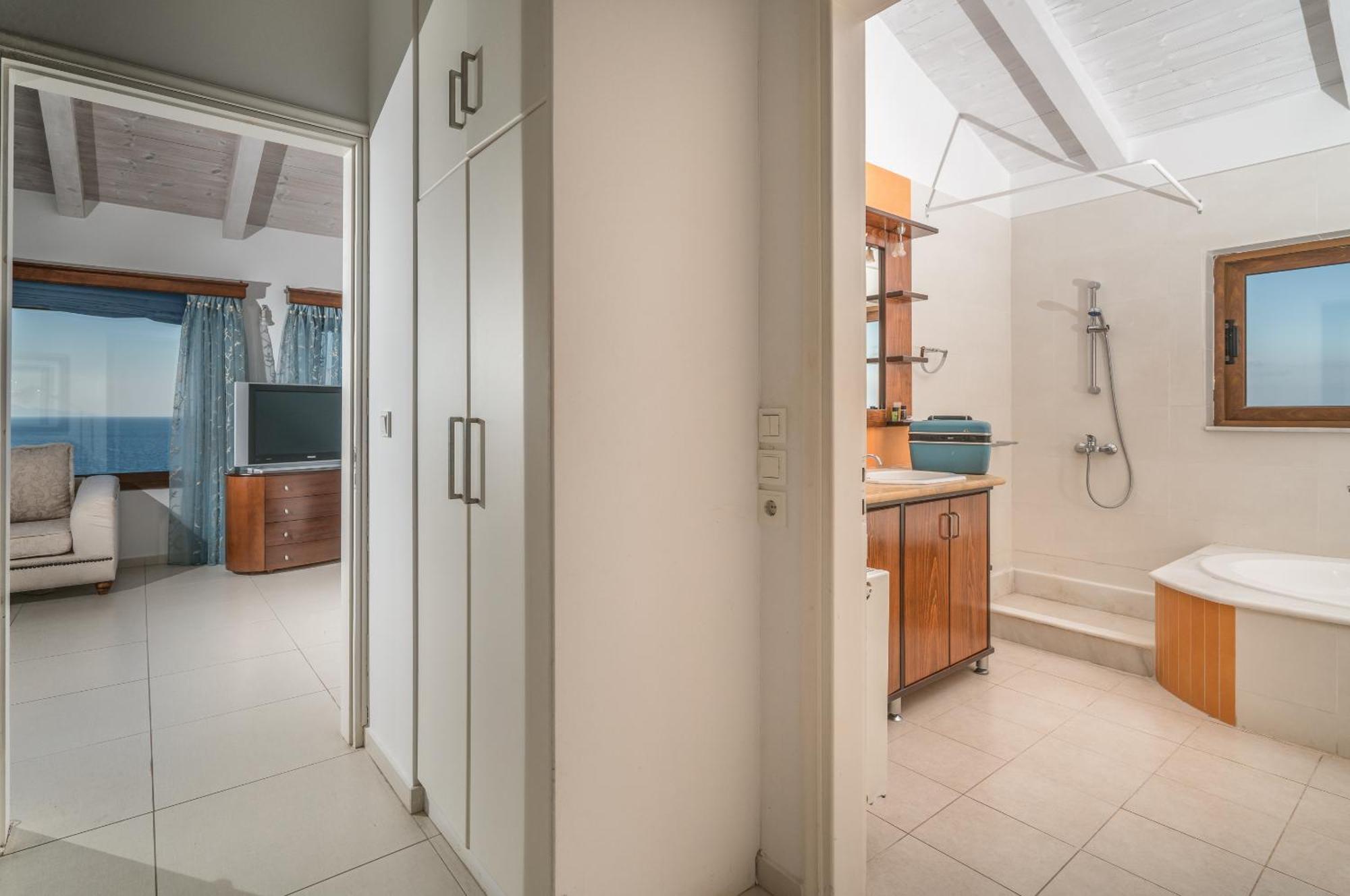 Ananta Blue Residence Argassi Extérieur photo